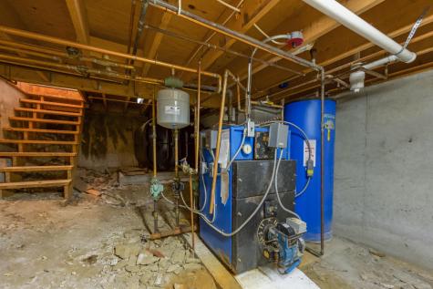 21 Acorn Hill Road Holden ME 04429