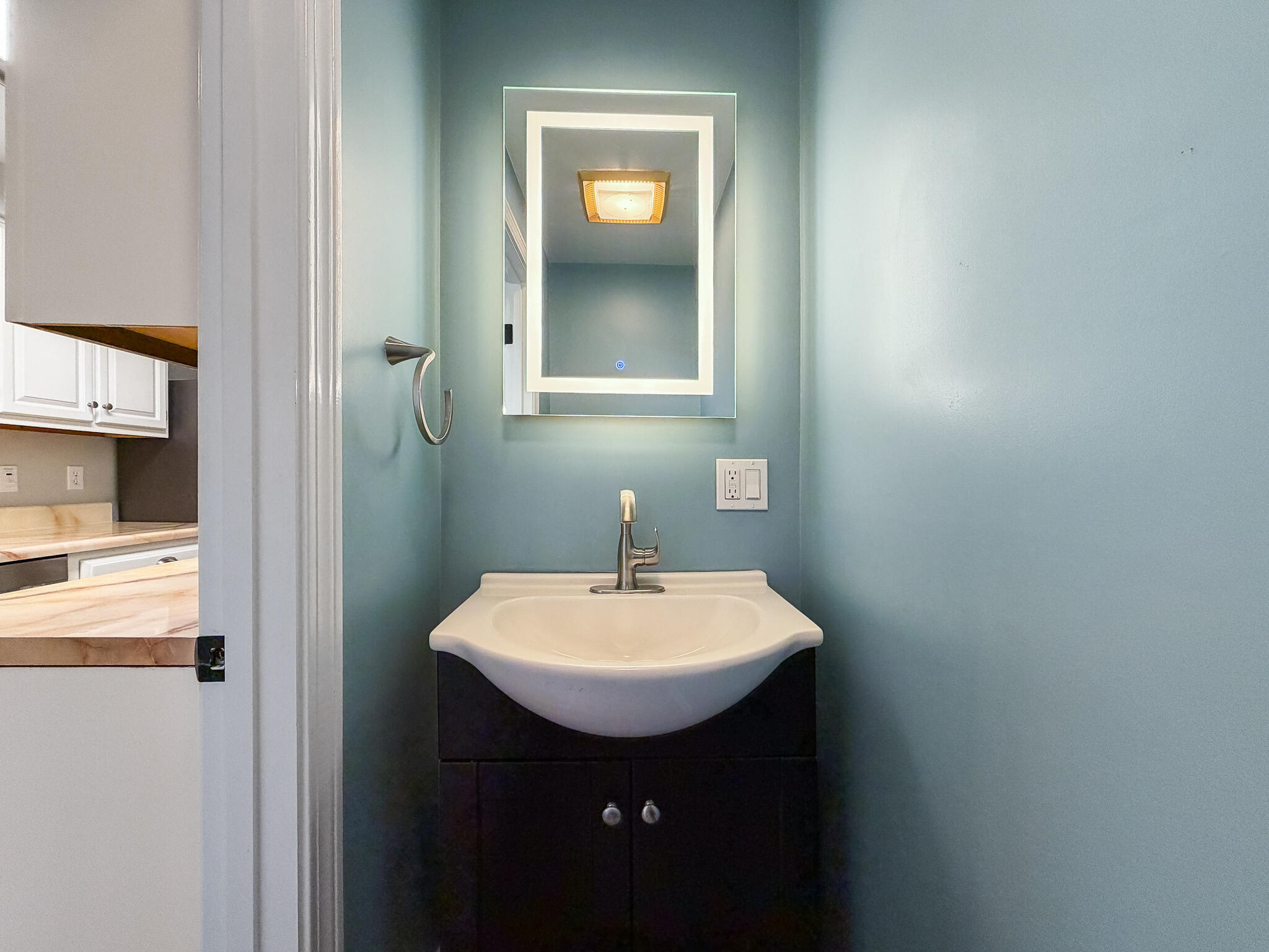 14 Maple Street Ogunquit ME 03907