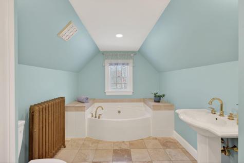 1390 N North Berwick Road Wells ME 04090
