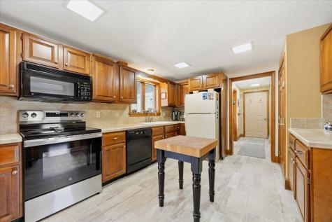 15 Wildwood Drive Sanford ME 04083