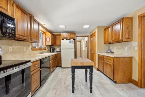 15 Wildwood Drive Sanford ME 04083