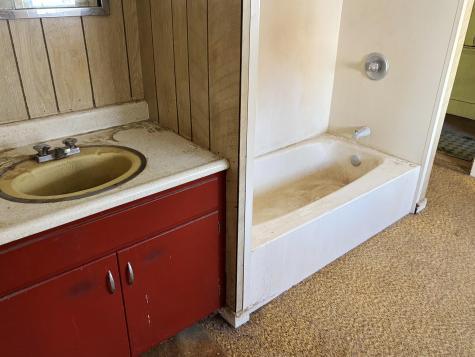 25 Mountain View Avenue Hiram ME 04041