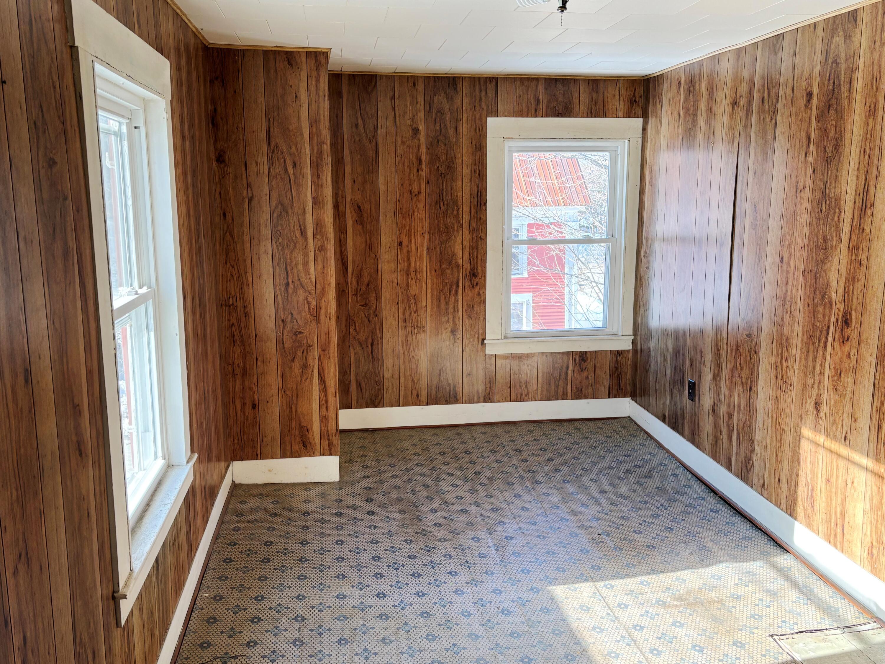 25 Mountain View Avenue Hiram ME 04041