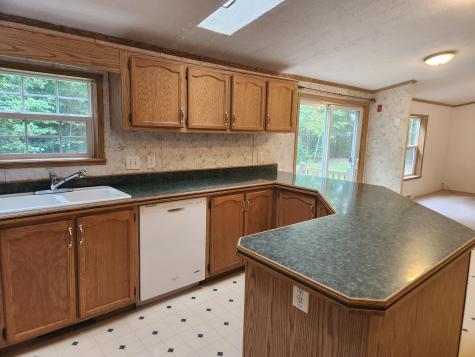 83 Whittemore Road Oxford ME 04270