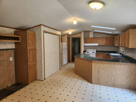 83 Whittemore Road Oxford ME 04270