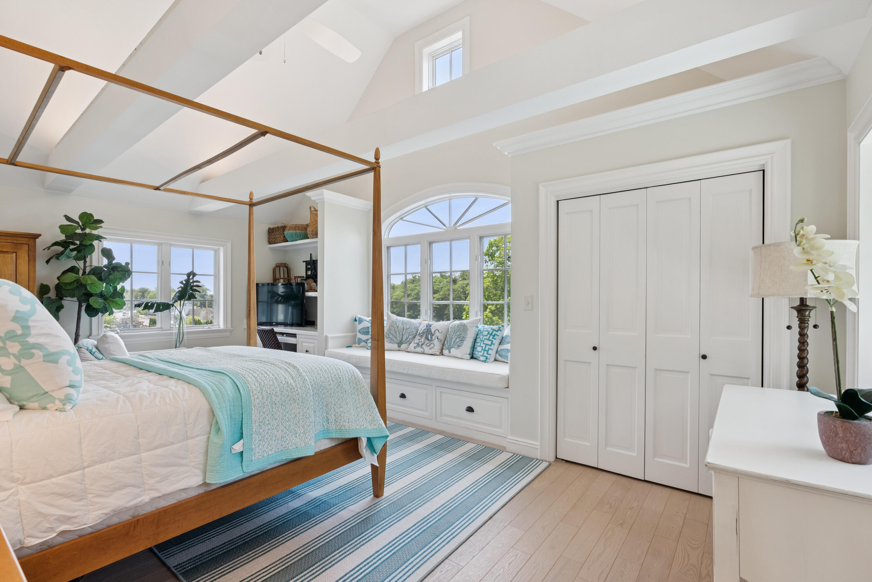 60 Ocean Avenue Kennebunkport ME 04046