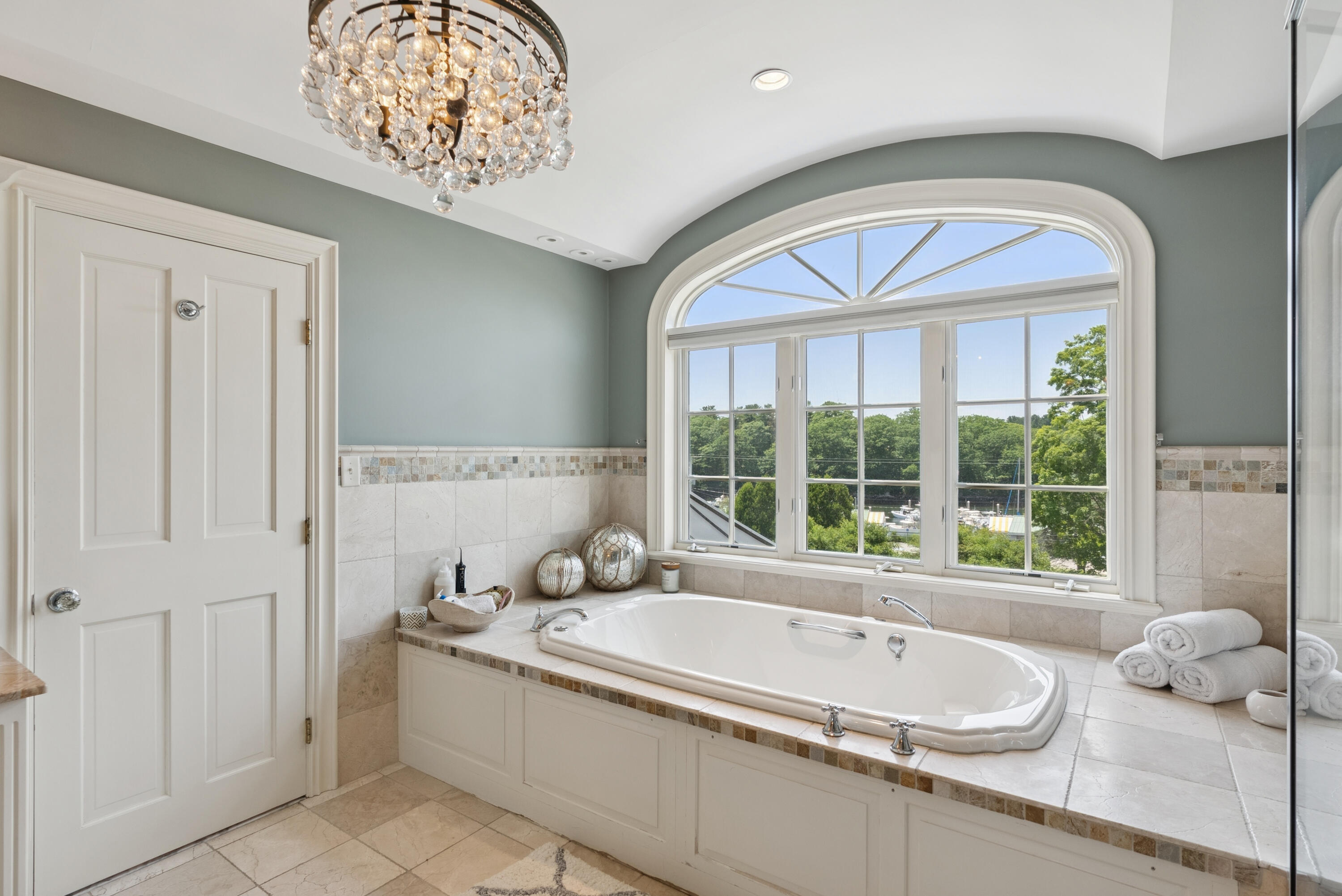 60 Ocean Avenue Kennebunkport ME 04046