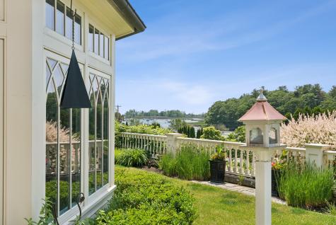 60 Ocean Avenue Kennebunkport ME 04046