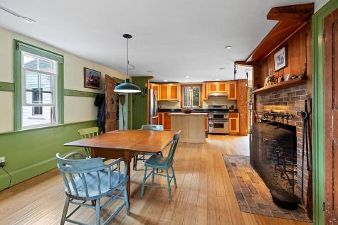 850 Lawrence Road Pownal ME 04069