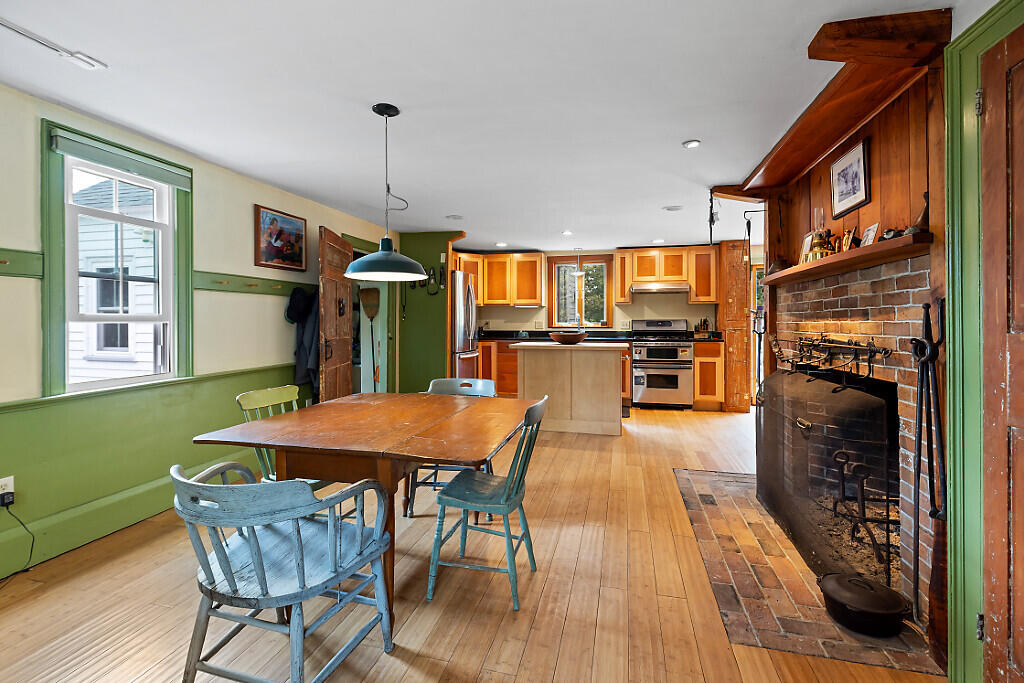 850 Lawrence Road Pownal ME 04069