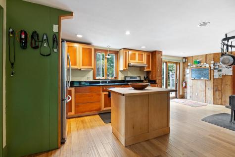 850 Lawrence Road Pownal ME 04069