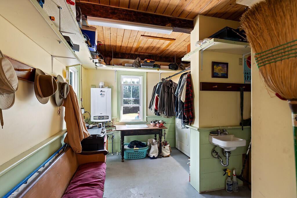 850 Lawrence Road Pownal ME 04069