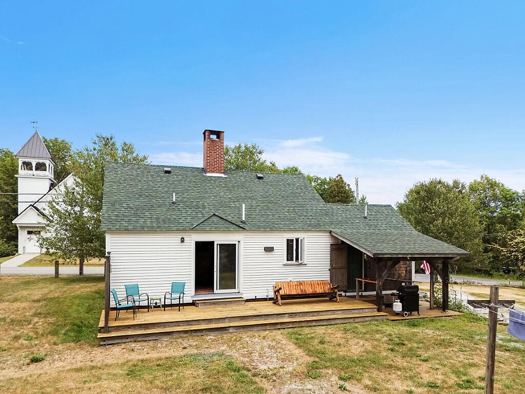 850 Lawrence Road Pownal ME 04069