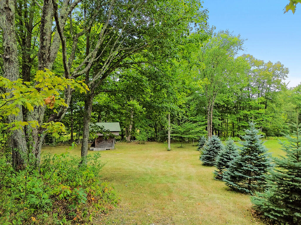 850 Lawrence Road Pownal ME 04069