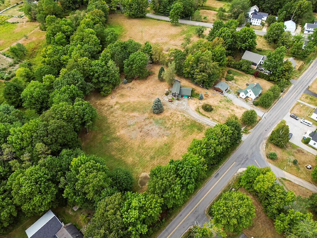 850 Lawrence Road Pownal ME 04069