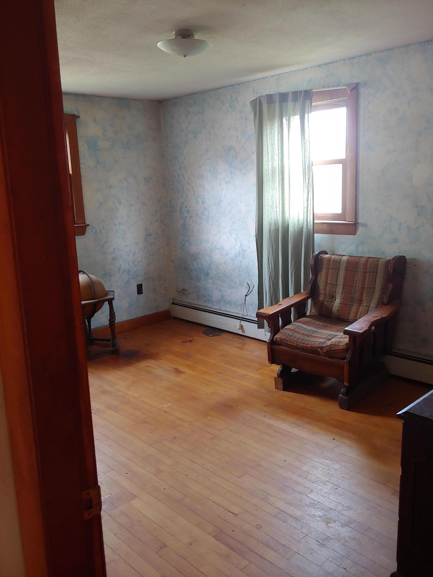 160 Barton Road Windsor ME 04363