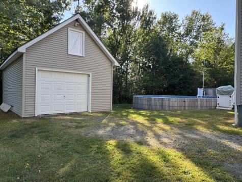 17 Lynn Avenue Brewer ME 04412