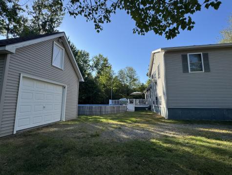 17 Lynn Avenue Brewer ME 04412