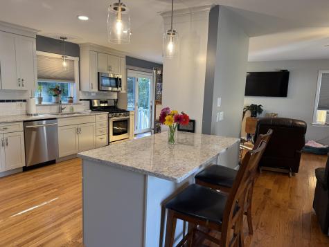 17 Lynn Avenue Brewer ME 04412