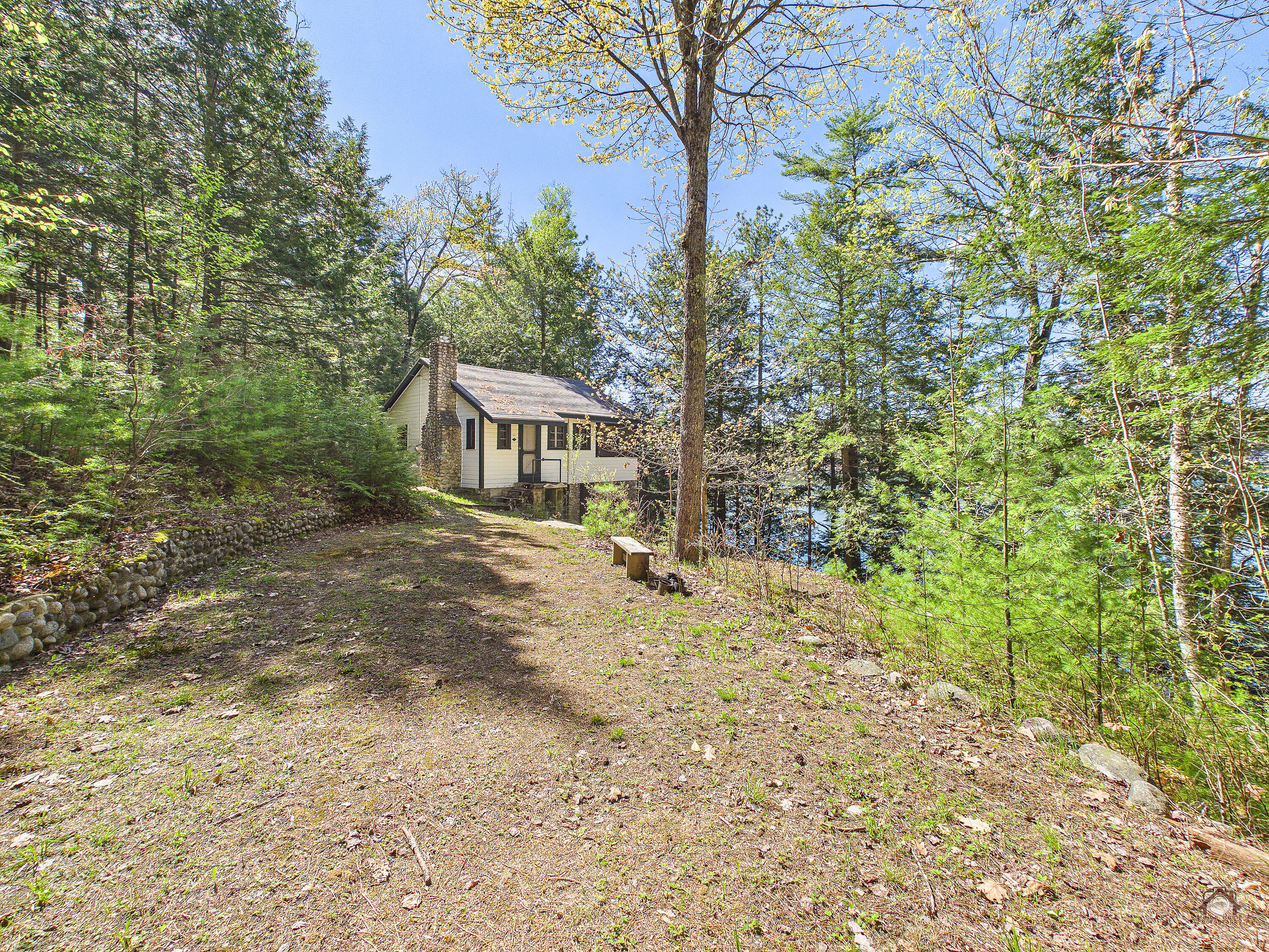 587 Scenic Drive E Manchester ME 04351