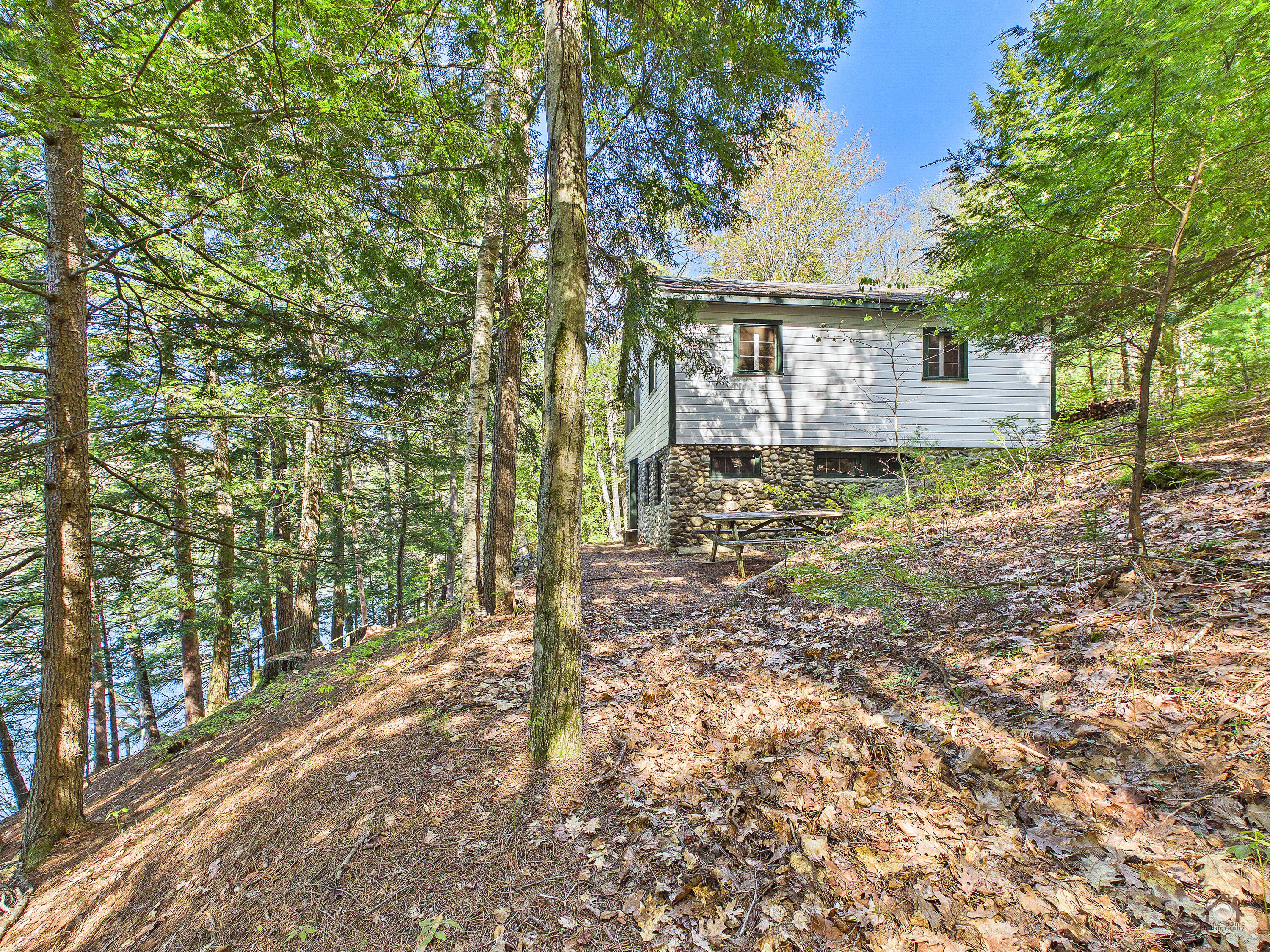 587 Scenic Drive E Manchester ME 04351