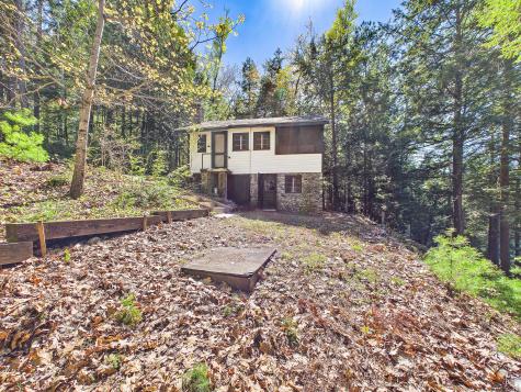 587 Scenic Drive E Manchester ME 04351
