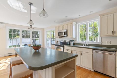 245 Auburn Street Portland ME 04103