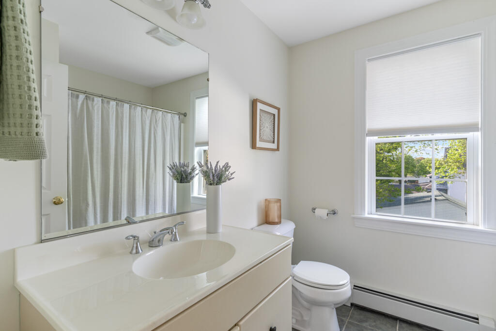 245 Auburn Street Portland ME 04103