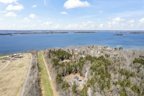 77 Birchmere Lane Harpswell ME 04079