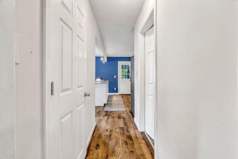 27 Front Street Topsham ME 04086