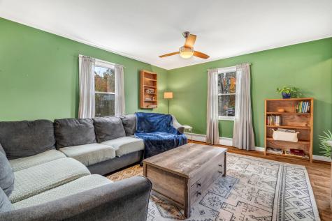 27 Front Street Topsham ME 04086