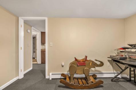 27 Front Street Topsham ME 04086