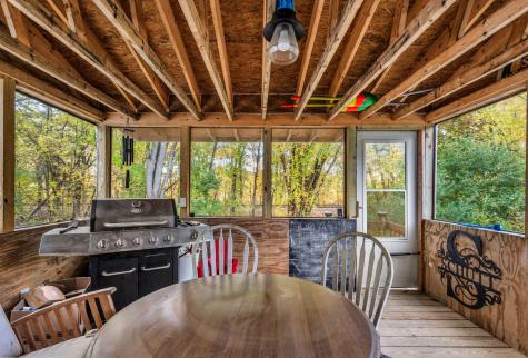 27 Front Street Topsham ME 04086