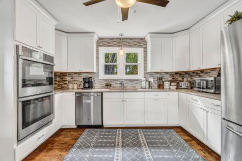 27 Front Street Topsham ME 04086