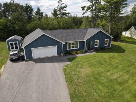 76 Knoll Crest Drive Bangor ME 04401