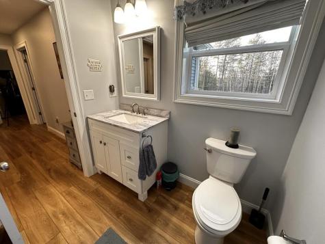 76 Knoll Crest Drive Bangor ME 04401