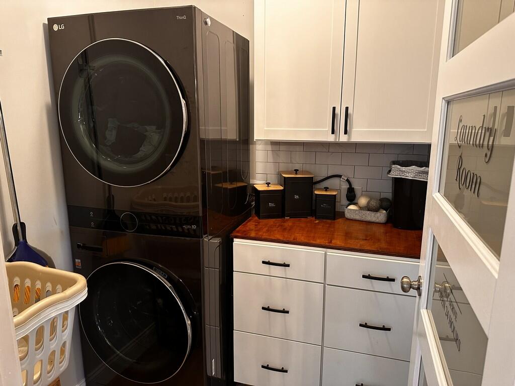 76 Knoll Crest Drive Bangor ME 04401