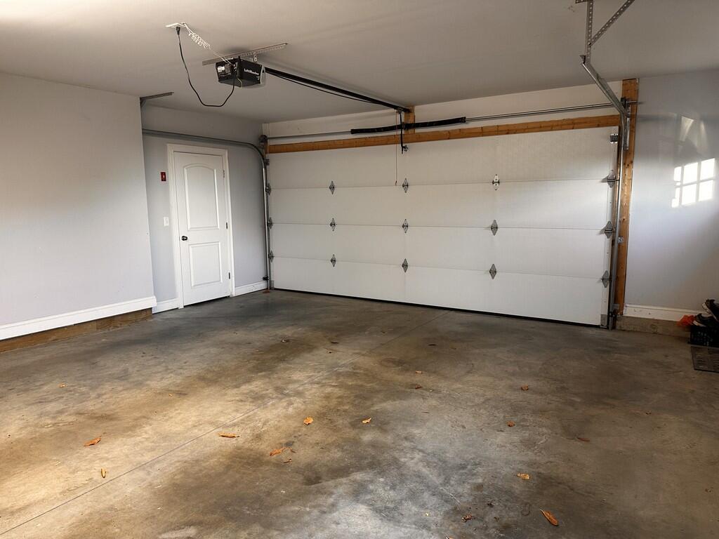 76 Knoll Crest Drive Bangor ME 04401