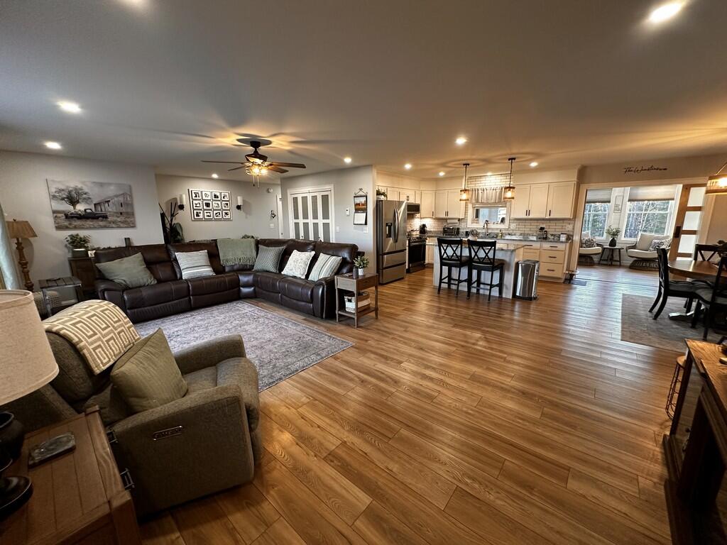 76 Knoll Crest Drive Bangor ME 04401