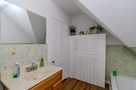 10 Frye Street Harrington ME 04643