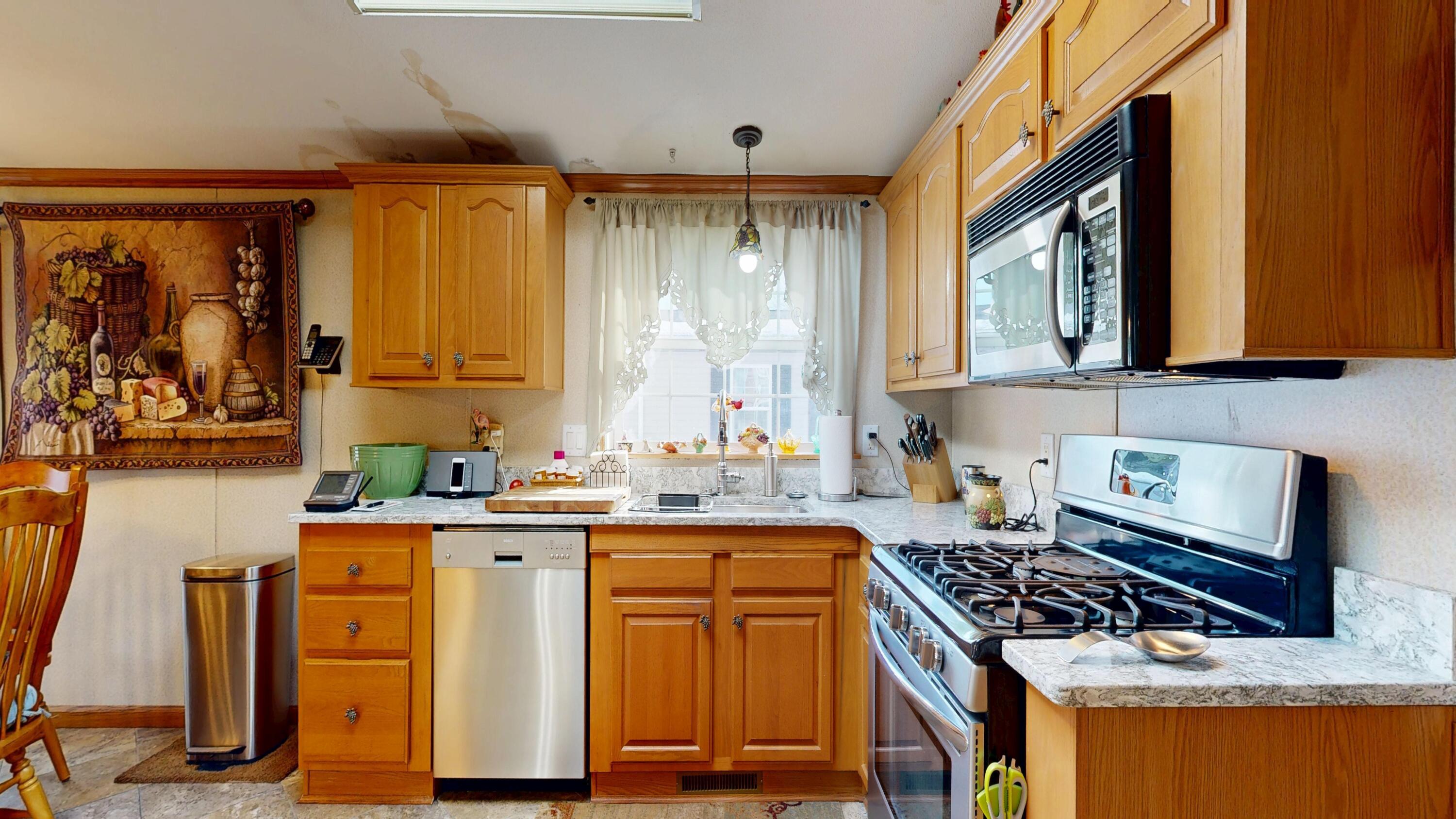 13 Village Drive Lewiston ME 04240