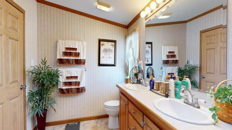 13 Village Drive Lewiston ME 04240