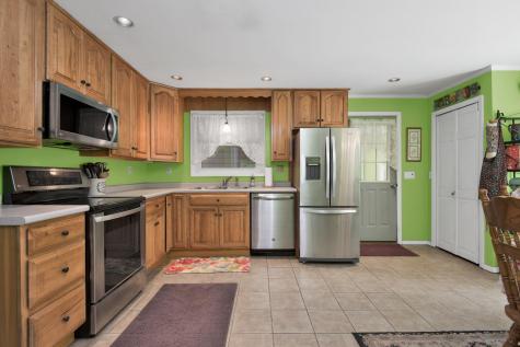 33 Ellis Street Lewiston ME 04240