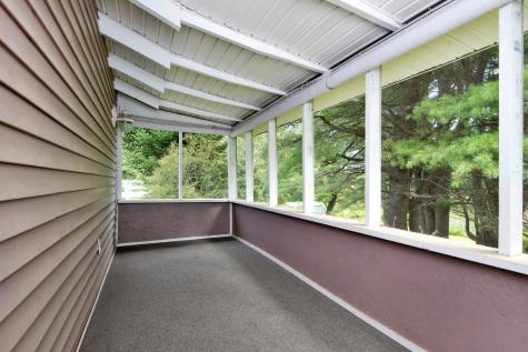 33 Ellis Street Lewiston ME 04240