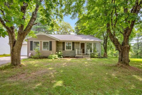 33 Ellis Street Lewiston ME 04240
