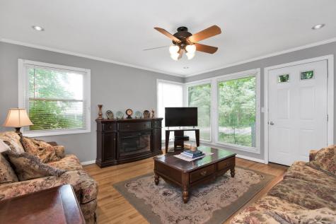 33 Ellis Street Lewiston ME 04240