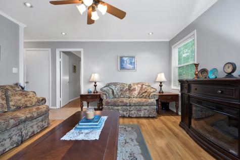 33 Ellis Street Lewiston ME 04240