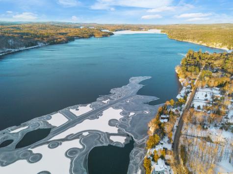 104 Memorial Drive Winthrop ME 04364