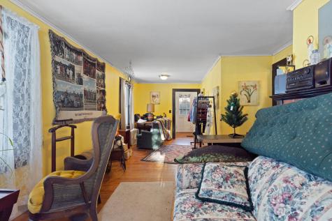 104 Memorial Drive Winthrop ME 04364