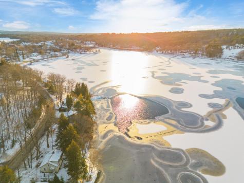 104 Memorial Drive Winthrop ME 04364